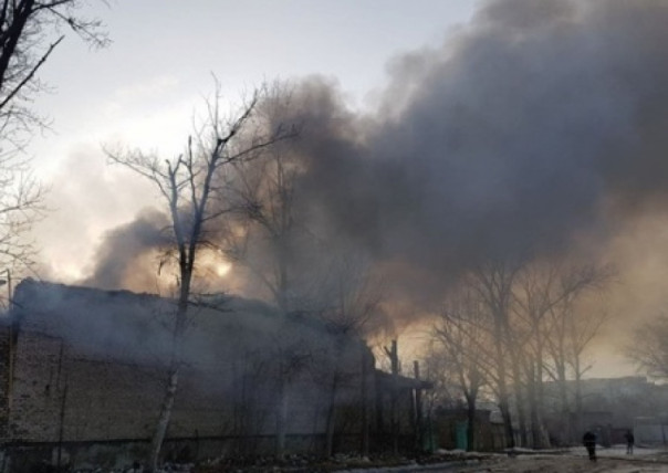 В Луганске произошел пожар на складе горюче-смазочных материалов