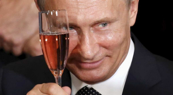 «Я в этом кое-что начинаю понимать» – Путин пошутил о своей постпрезидентской работе