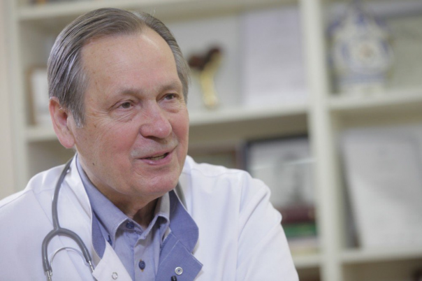 Академик Чучалин о поголовной вакцинации и профилактике ковида