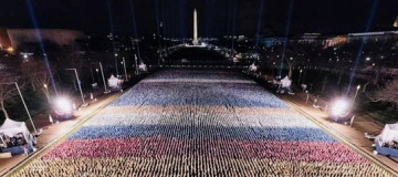 Неловко вышло. Перед инаугурацией Байдена из американских флагов случайно сложили российский триколор