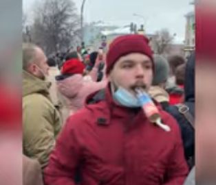 Участнику несанкционированной акции в Москве избрана мера пресечения в виде заключения под стражу