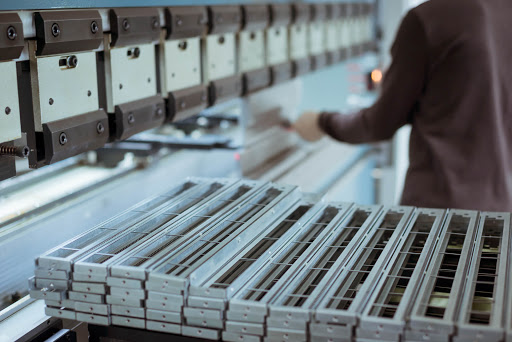 Изготовление металлических корпусов для средств обеспечения безопасности на заказ