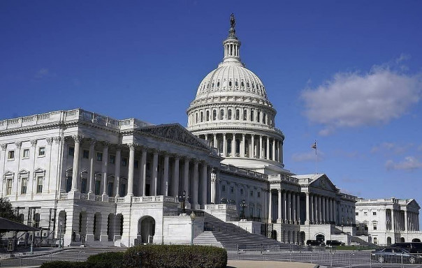 Сенат США утвердил рекордную помощь Украине