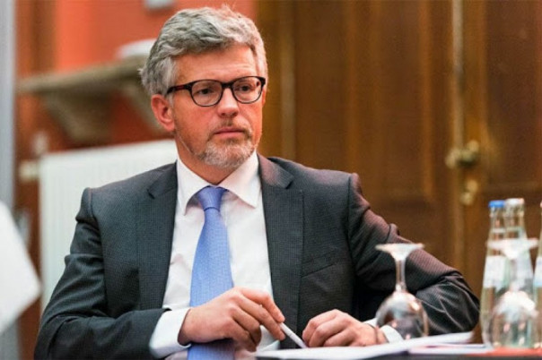 Урок циркового искусства от украинского посла: немецкого президента обвинили в «искажении истории» и рассказали, как Гитлер напал на Украину