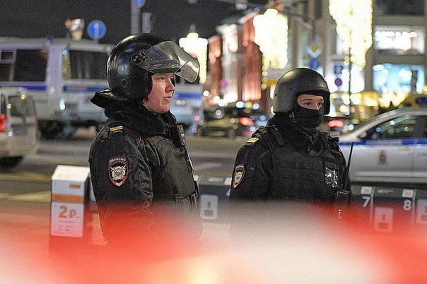 Источник сообщил о подготовке боевиков для терактов на уличных акциях