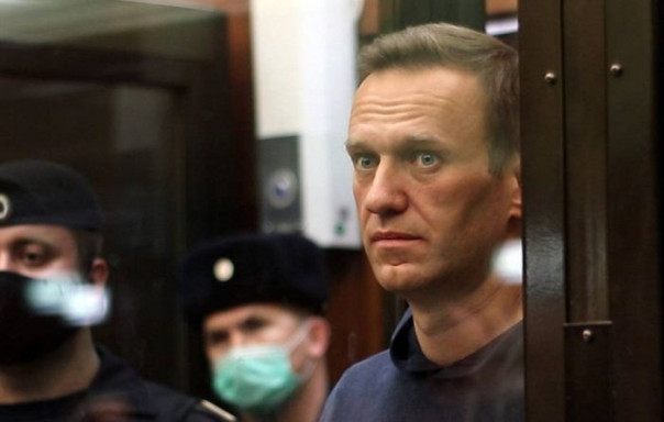 ЕС может потребовать от России освободить Навального в рамках "обеспечительных мер"