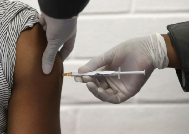 Семь европейских стран прекратили использовать вакцину AstraZeneca из-за серьёзного побочного эффекта