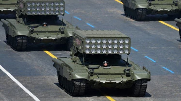 "Мотовилихинские заводы" готовят к испытаниям новейшую огнеметную машину | "Армата" научилась сама распознавать противника и брать его на прицел