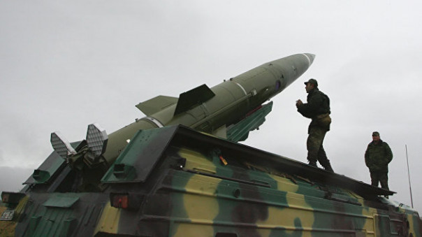 Киевский режим перебросил «Точки У» на границу с Крымом и эшелон с бронетехникой в Донбасс