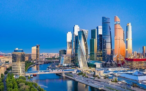 До чего Путин страну довёл?! Как изменилась Москва за 20 лет?
