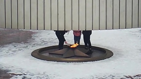 Общероссийский народный фронт намерен бороться с вандализмом на мемориалах