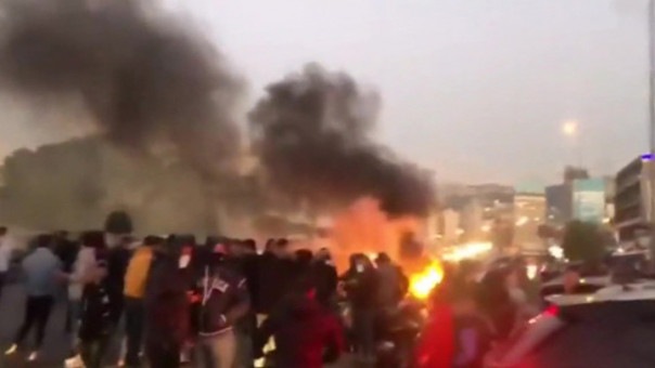 Девальвация национальной валюты вывела ливанцев на массовые протесты