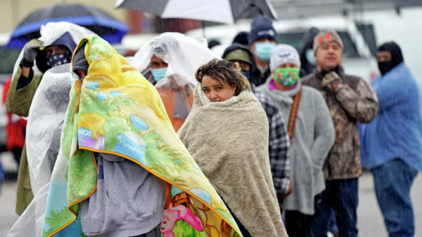 Генконсул заявил, что США отказались от помощи России замерзавшим штатам