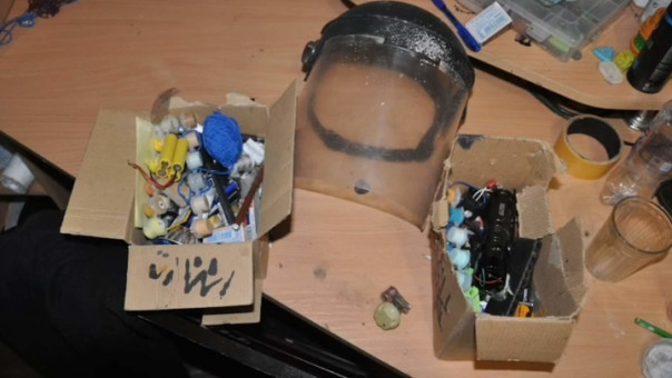 Опубликовано видео обыска в доме сочинского подростка, планировавшего бойню в стиле "Колумбайн"