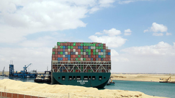 Handelsblatt: блокировка Суэцкого канала грозит Германии пустыми полками в магазинах