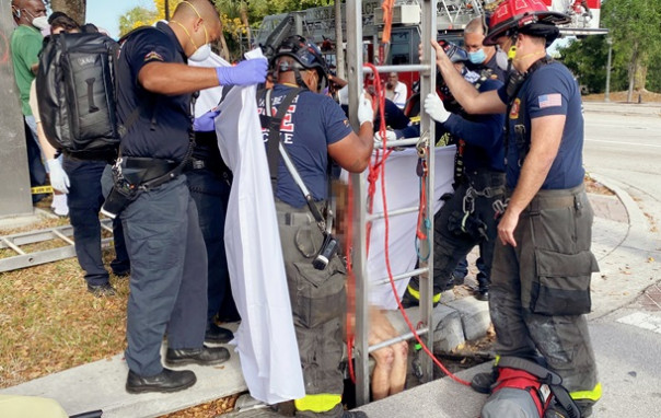 WTF: В США обнаженная женщина три недели блуждала в канализации