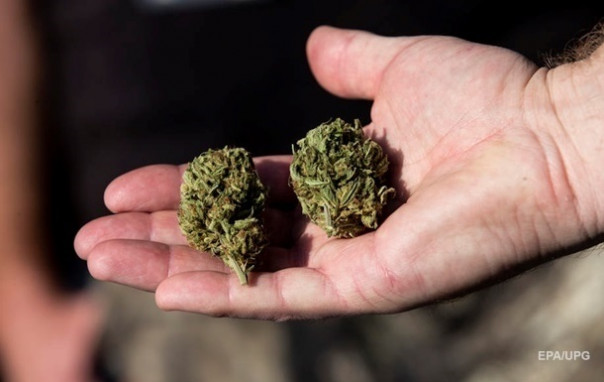 В Нью-Йорке легализовали употребление марихуаны