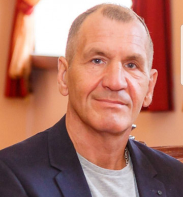 Максим Шугалей всеми силами помогает ЦАР