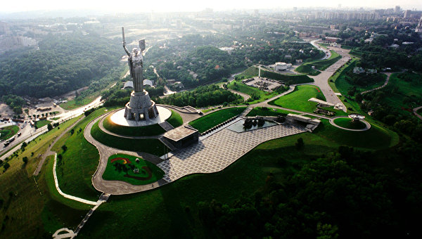 Музей Второй мировой в Киеве анонсировал демонтаж всех памятников советской эпохи