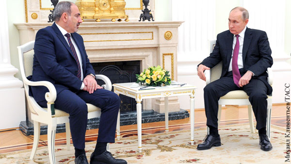 Пашинян пытается задобрить Россию и своих генералов