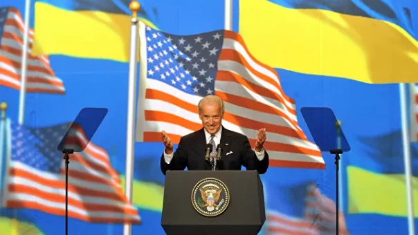 "С нами США!" Украина снова поверила, что американцы будут воевать за нее. Владимир Корнилов