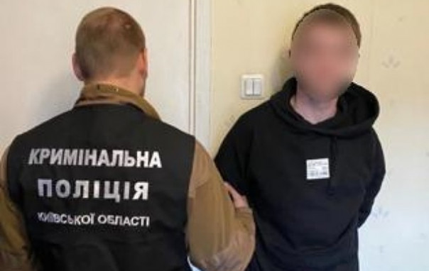 Заднеприводный киевлянин вместо эротического массажа получил пятнадцать ударов отверткой и пять ножевых ранений