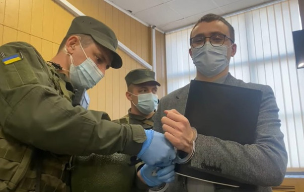 Суд отпустил убийцу Стерненко из-под стражи