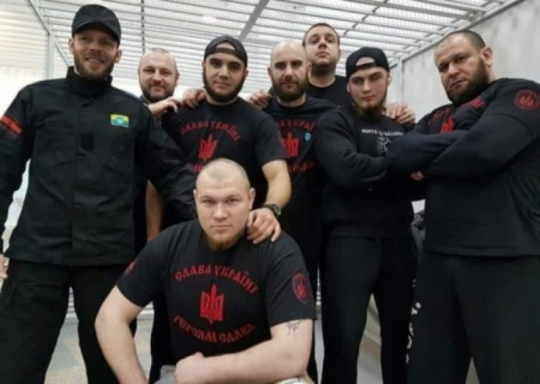 Зеленский собирается выпустить на волю АТОшников мародеров, насильников и убийц