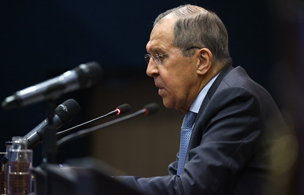 Лавров объяснил нахождение российских войск около границы Украины и заявил, что США не объясняют присутствие своих кораблей в Черном море