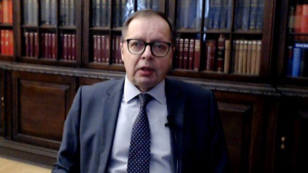 МИД Британии и Польши вызвали российских послов | Польша объявила трех российских дипломатов персонами нон грата