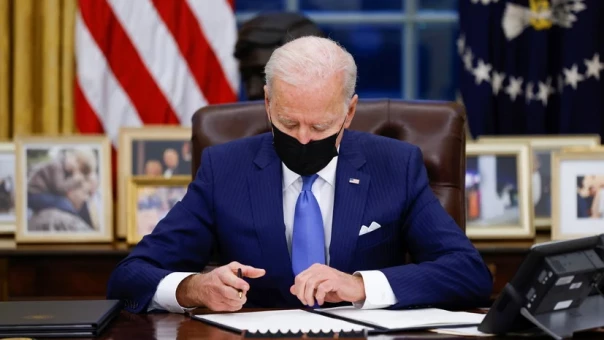 Не только сонный, но и санкционный Джо