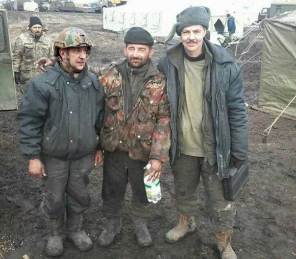 Зеленский предложил Путину встретиться в Донбассе