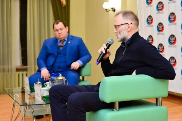 «Только объединение в одну страну». Сергей Михеев: Паспортизация ЛДНР – это и есть де-факто признание Россией Донбасса