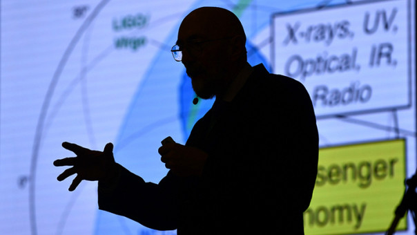 Как чёрт от ладана: Почему либералов корёжит от новых правил ведения просветительской деятельности