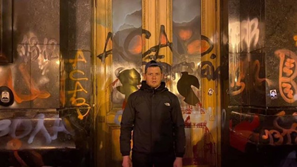 Громившему Офис Зеленского Сыну Перуна изменили меру пресечения