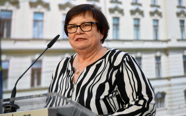 «Русские сделали это». Кто-то сомневается? Уволить!