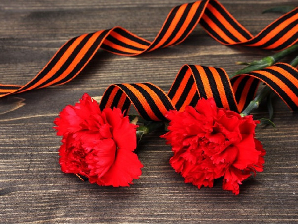 Военнослужащие НМ ЛНР почтили память Воинов-освободителей, поздравили ветеранов с Днем Великой Победы!