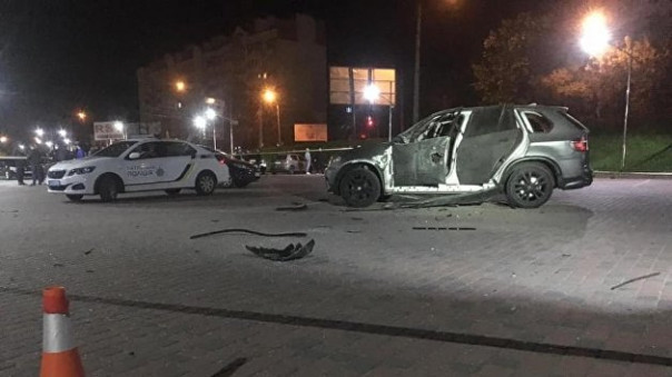 В Ивано-Франковске из гранатомета обстреляли автомобиль