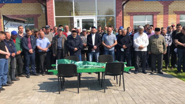 В Казани хоронят погибших детей