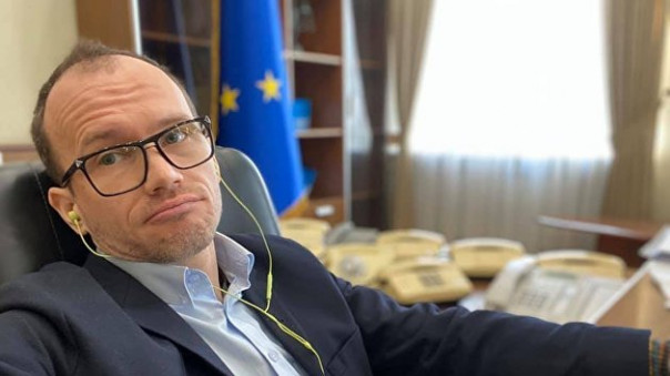 Глава Минюста Украины с комфортом отдохнул на нарах в СИЗО