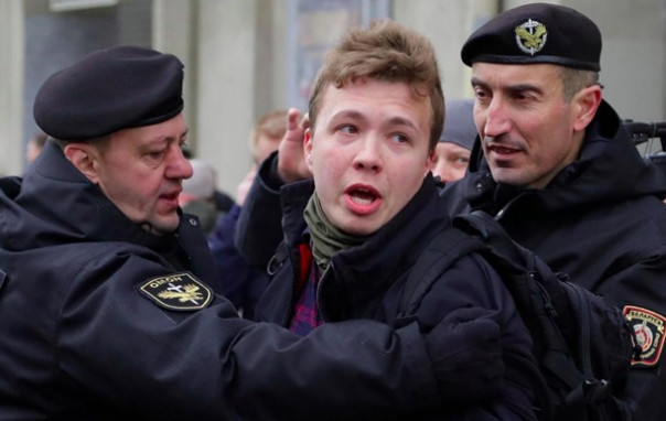 Страны Запада и Тихановская потребовали освободить из под ареста основателя Telegram-канала NEXTA Протасевича