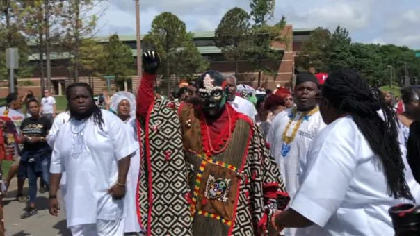 В штате Оклахома отмечают столетие "резни в Талсе"