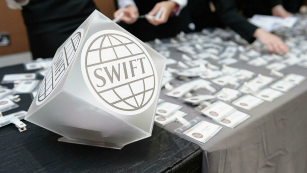 В МИД заявили об угрозе вовлечения системы SWIFT в "санкционную спираль"