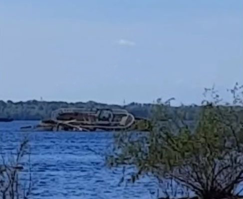 В Самаре на Волге затонул теплоход «Барракуда» с экипажем на борту