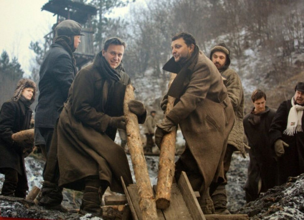 ВЦИОМ: большинство россиян поддержали идею о замещении трудовых мигрантов осужденными