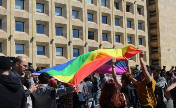 В Тбилиси анонсировали проведение гей-парада