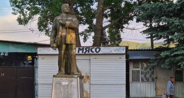 «Ой, дико сожалеем, брат!». Как Киргизия прожила 30 лет после распада СССР