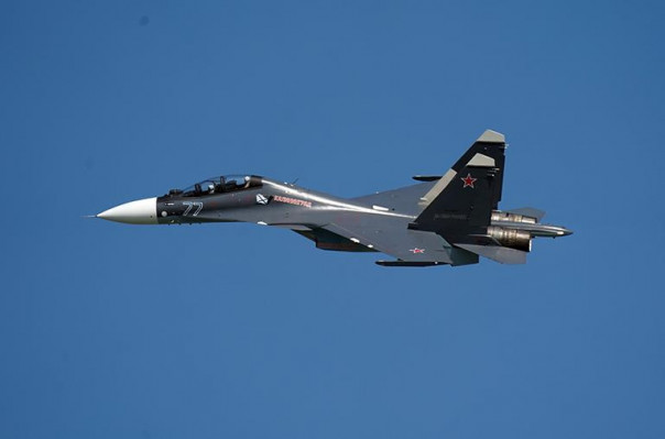 ОАК передала Минобороны истребители Су-30СМ2 и Су-34