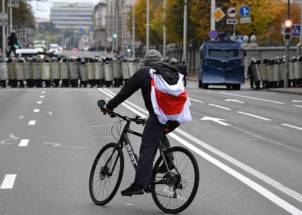 Конец эпохи цветных революций