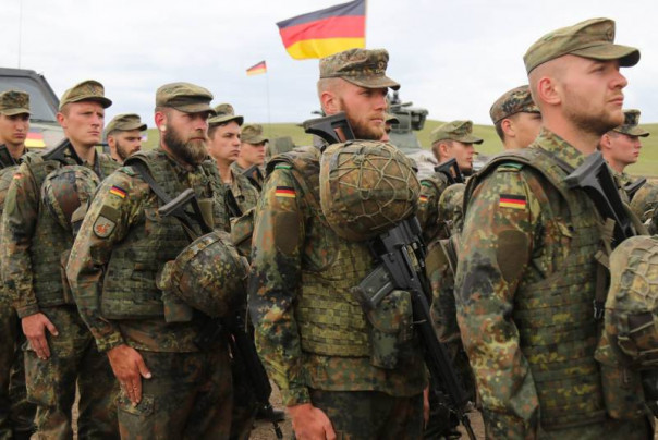 Германия не будет участвовать в военных учениях "коалиции желающих"